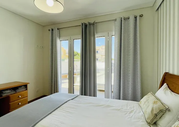 Alice By Check-in Portugal 度假居 阿尔布费拉